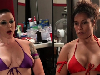 lesbian wrestler hard pussyfingering