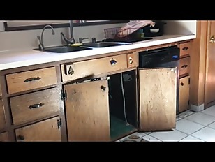 lucky plumber fucked by a girl7zoIIiJx