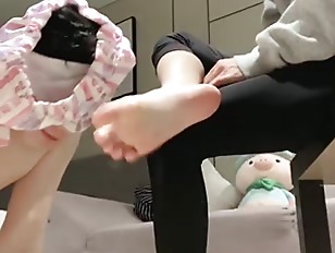 chinese femdom shoe feet worship