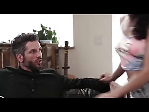 Cute Latina Stepdaughter Squirts When Fucked By StepdadW0Ze1