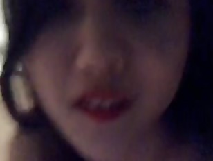 Chinese Girl Fucks Herself!