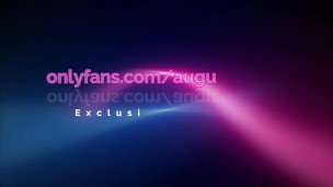 Hot Babe Gaping Her Pussy