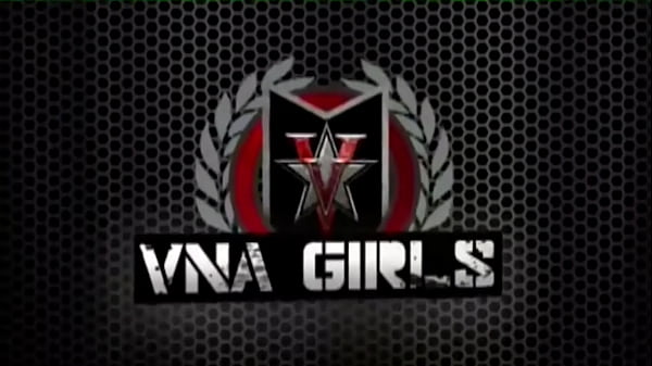 Hot Cougar Vicky Vette Takes Off Her Bikini And Milks A Big Cock!