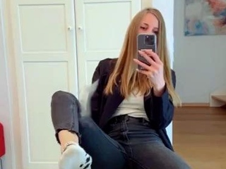 Retro lesbian foot fetish