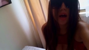 SENTANDOME DURO EN SU CARA NO LO DEJO RESPIRAR – PIA TURNER