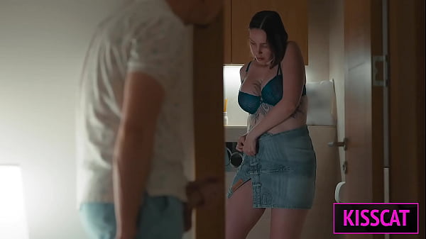 Stepson and Stepmom Share One Hotel Bed—What Forbidden Secrets Unfold Tonight?!