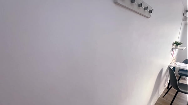 voy a al medico y la doctora Stella Osorio me chupa la polla y me pide mi leche como parte de mi tratamiento medico